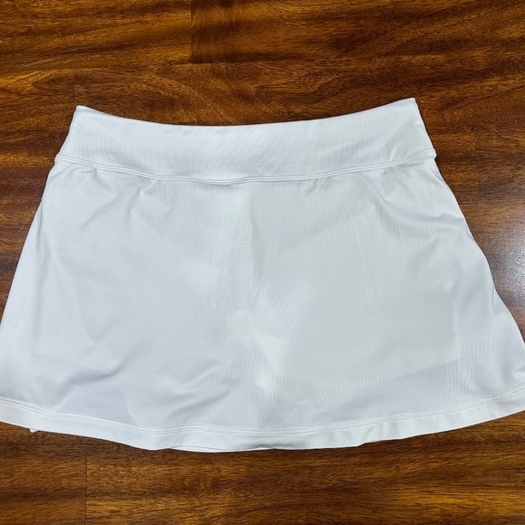 Nike‎ Women"s Athletic Skort - Size M. - Picture 5 of 10